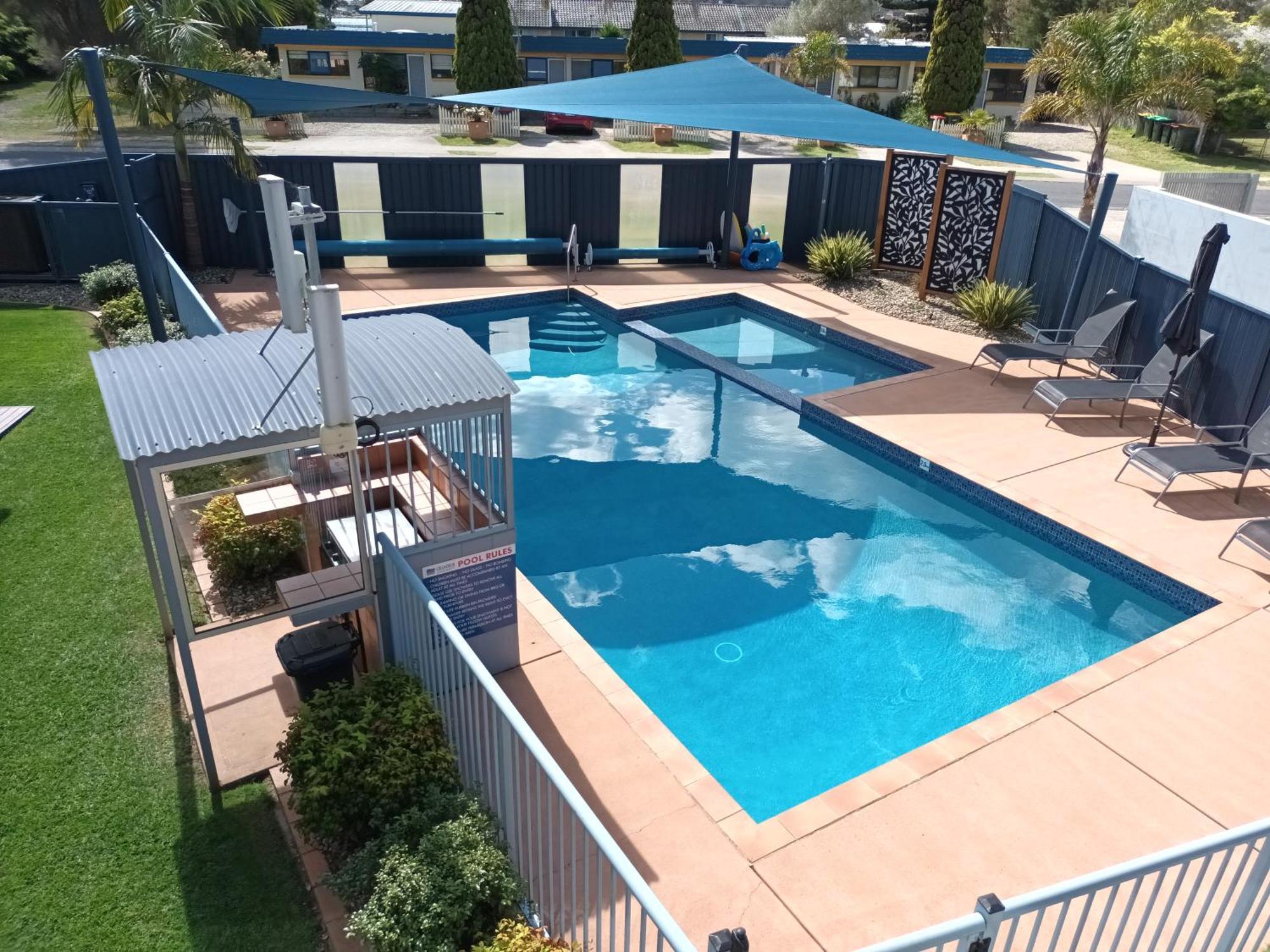 Grandeur Holiday Units Меримбула Номер фото